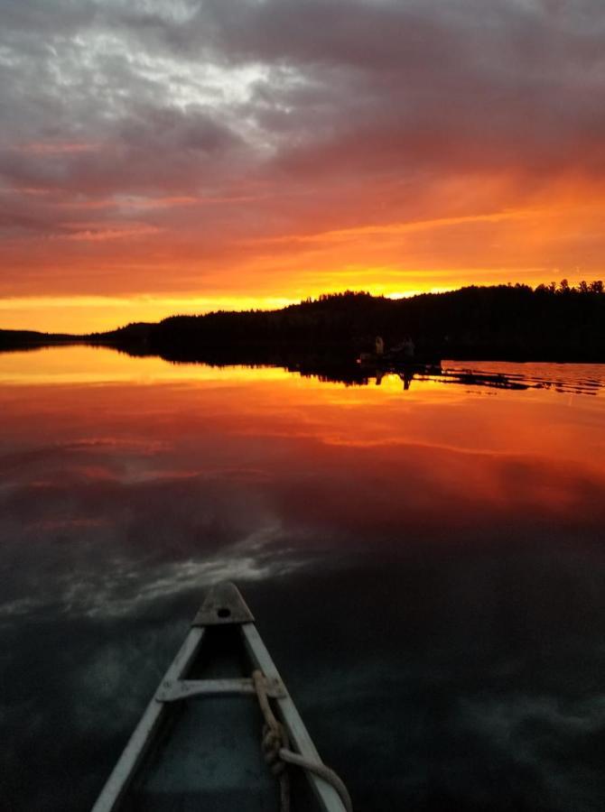 Oakview Lodge & Marina Algonquin Highlands Екстериор снимка