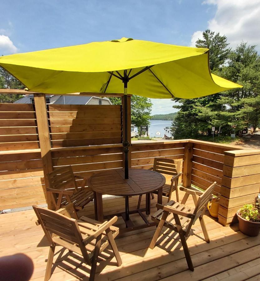 Oakview Lodge & Marina Algonquin Highlands Екстериор снимка