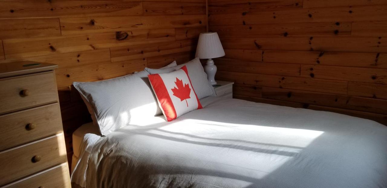 Oakview Lodge & Marina Algonquin Highlands Екстериор снимка
